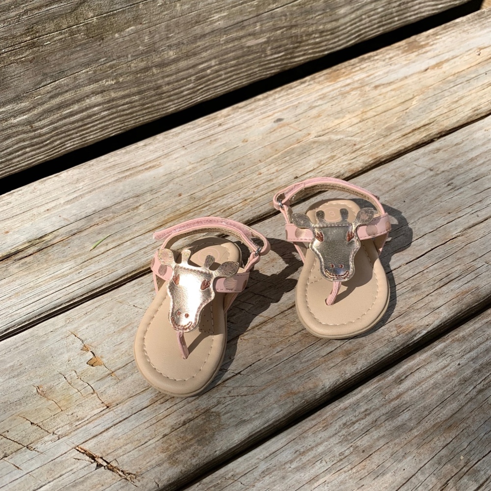 🌸 Oshkosh B’gosh Sandals
